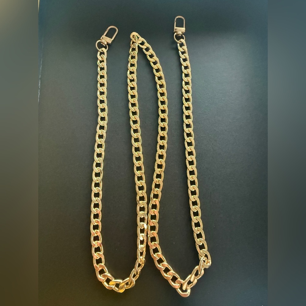 GOLD TONED CHAIN FOR BAG OR WALLET NEW